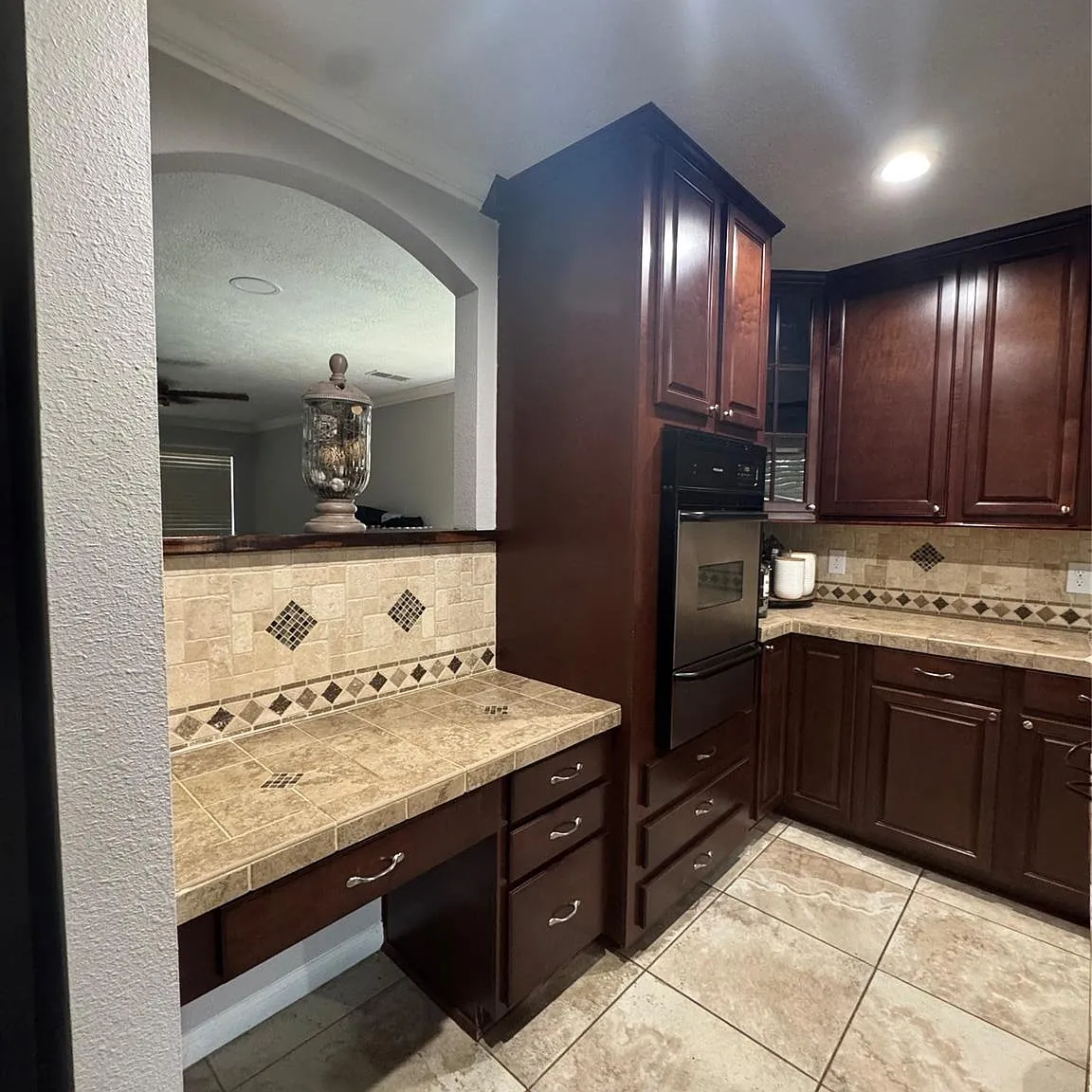 4 bed, 2.5 bath, 2611 sqft, $2,450 — Photo 1