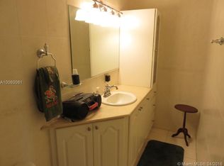 11780 SW 2nd St, Plantation, FL 33325