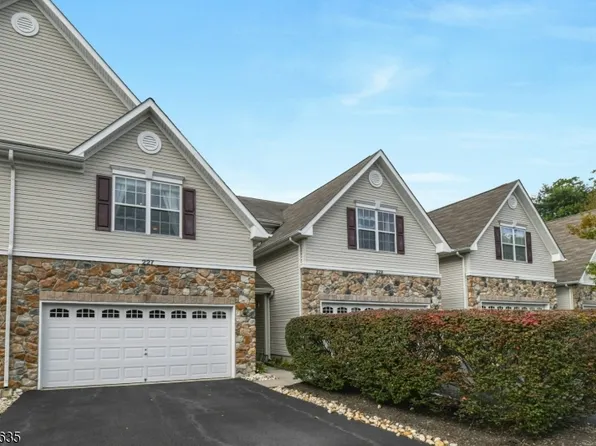 227 Concord Pl, Hopewell Twp., NJ 08534