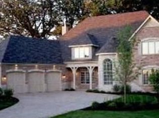 2568 Kane Ln, Batavia, IL 60510