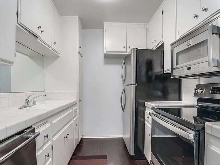1233 N Flores St #104 — Photo 8