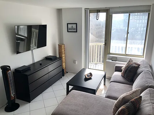 Rented by Metropolitan Property Group | media 1