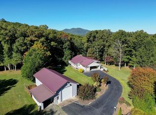 1131 Kirby Cv, Young Harris, GA 30582