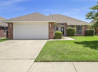 8220 Prairie Ridge Rd, Oklahoma City, OK 73135