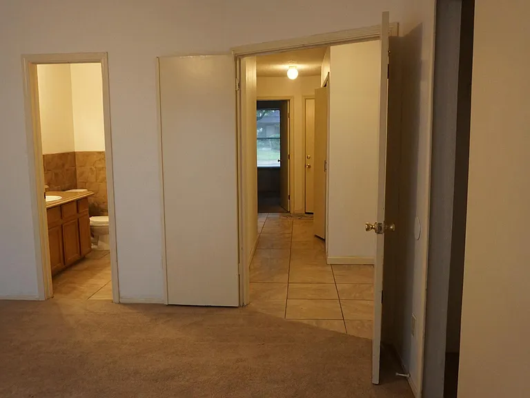 12805 Staton Dr — Photo 13
