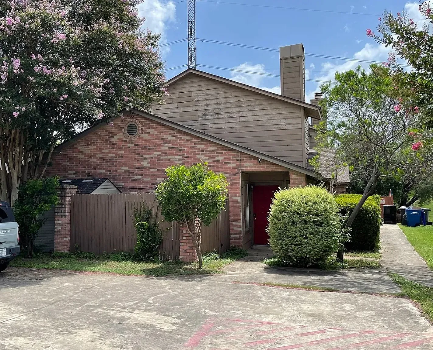 2 bed, 1.0 bath, 950 sqft, $1,150 — Photo 1