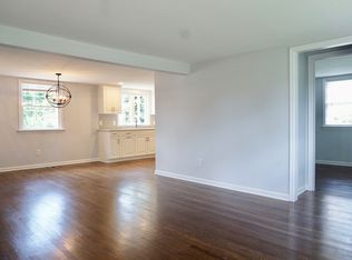 9 Chelene Rd, Norwalk, CT 06851