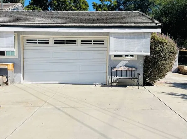 25611 Willow Ln, Escondido, CA 92026