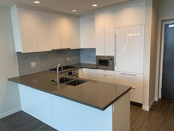 3rd image of 7328 Gollner Ave #1805
