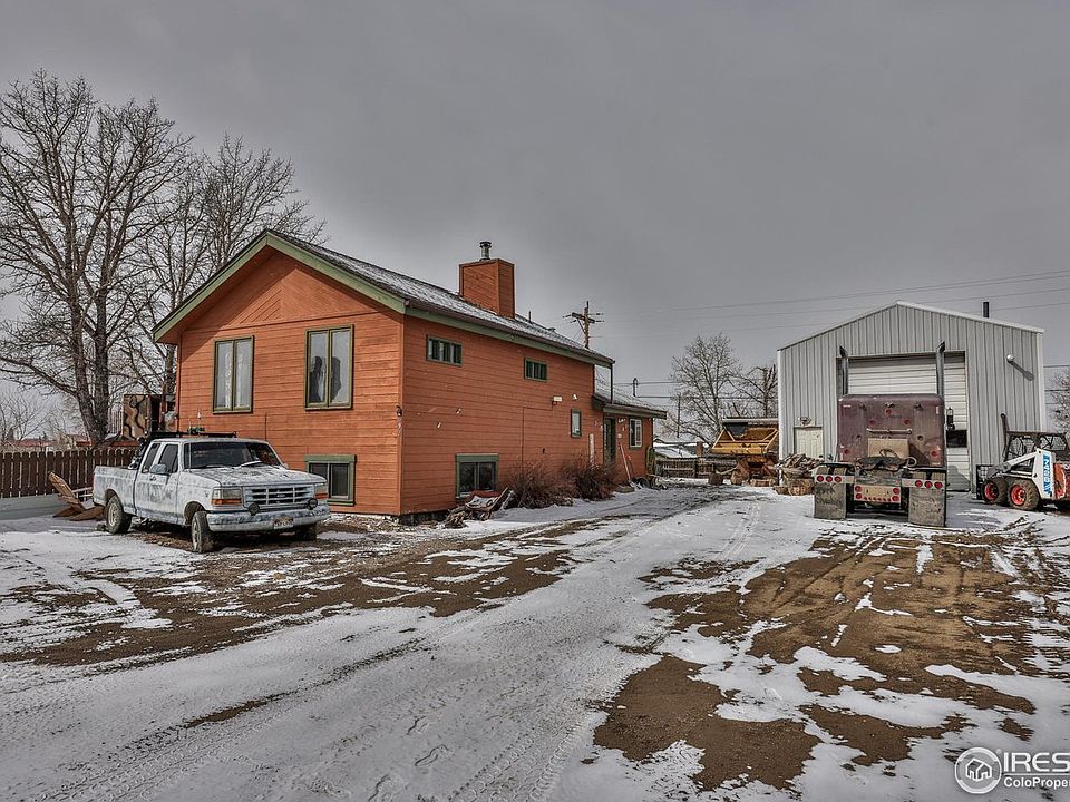 1st image of 692 McKinley St
