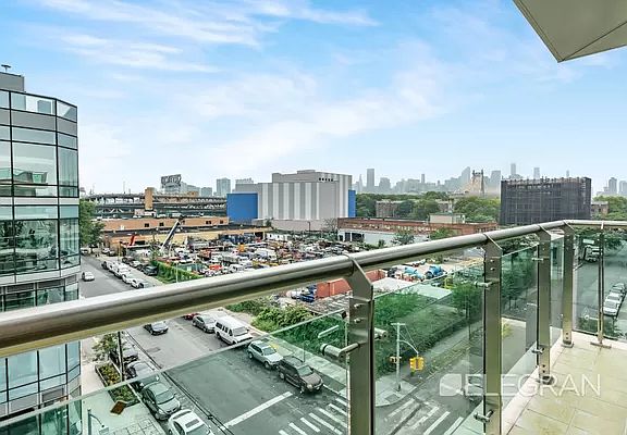 5th image of 2301 41st Ave APT 5C