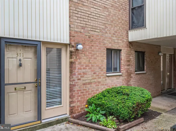 311 Centre Ave #311, Norristown, PA 19403