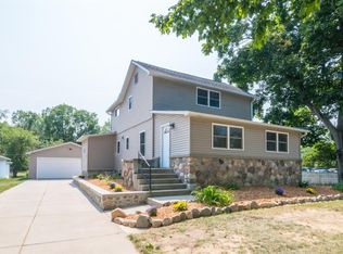 138 Van Buren, Chelsea, MI 48118