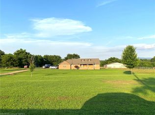 200 W Hartford Rd, Hartford, AR 72938