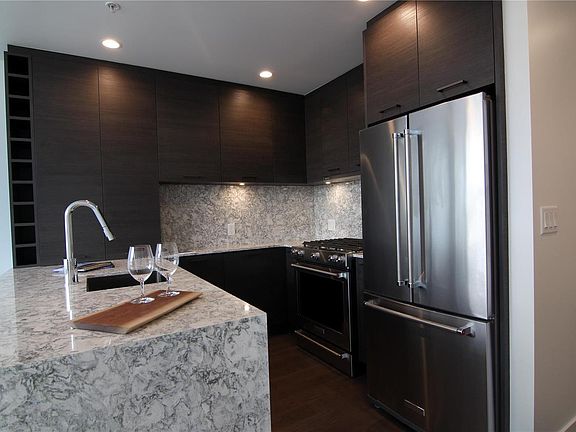 3rd image of 1191 Sunset Dr #2507