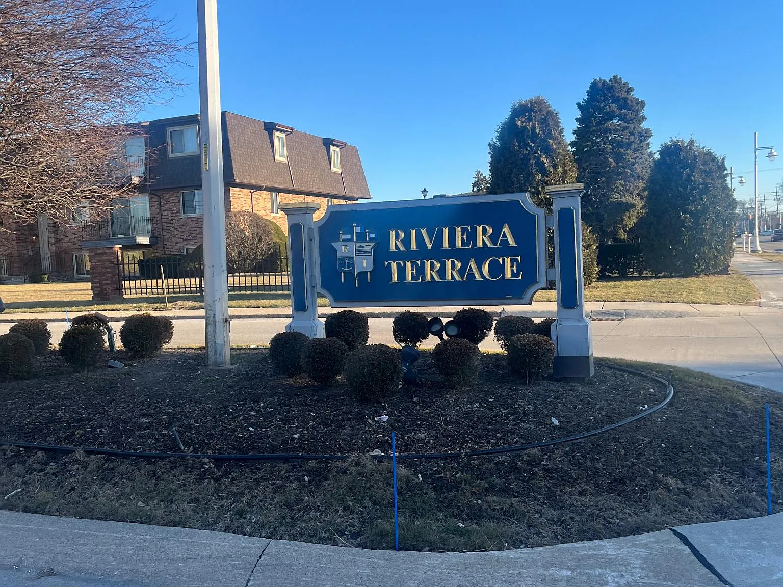 2 bed, 925 sqft, $1,400 — Photo 2