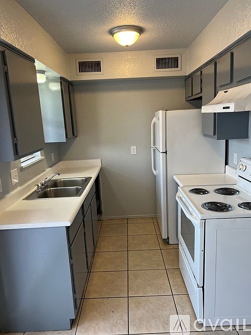 1st image of 4717 N 11th St #5