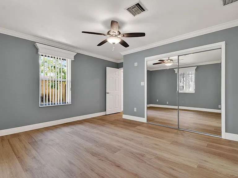 1615 Shirley Ct — Photo 13
