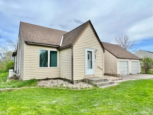 605 S 8th St, Olivia, MN 56277
