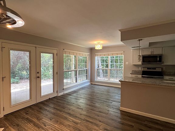4th image of 2505 Wedglea Dr APT 118