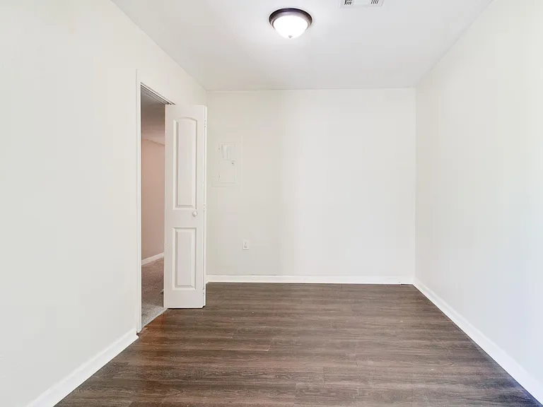 611 Dutton Dr #1 — Photo 7