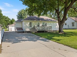 801 N 5th St, Marshall, MN 56258