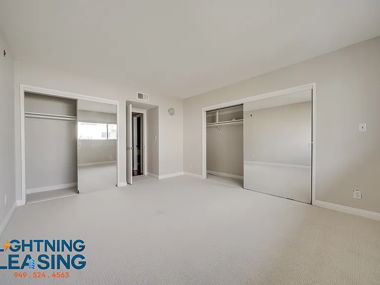 815 S Shenandoah St #302 — Photo 14