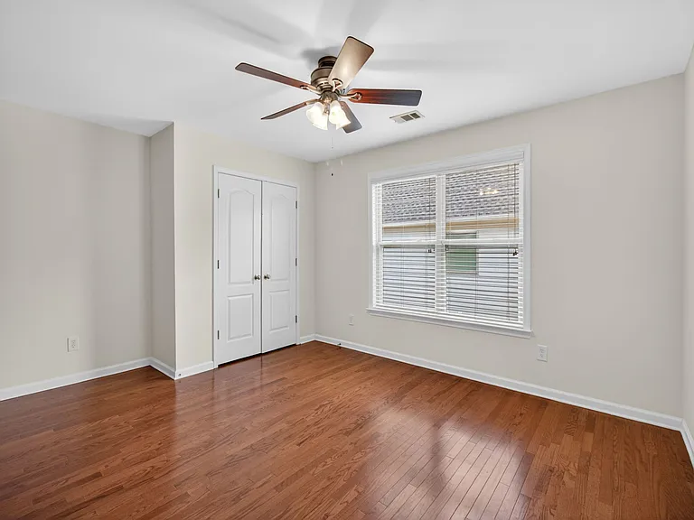 2935 Whitfield Ave — Photo 14