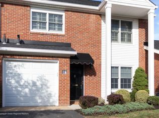 16 Magnolia Dr, Spring Lake, NJ 07762