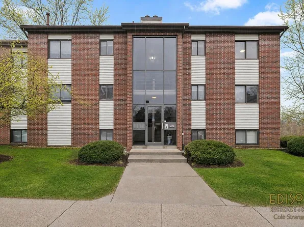 3378 Devonwood Hls NE, Grand Rapids, MI 49525
