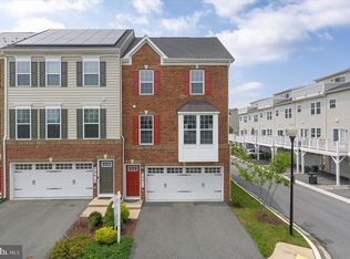 19611 Vaughn Landing Dr, Germantown, MD 20874
