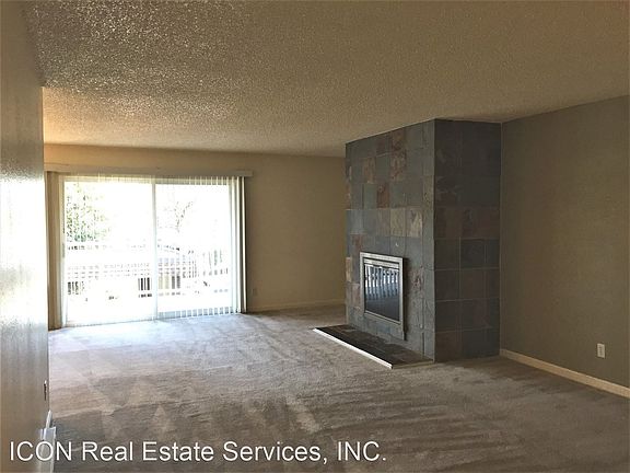 2nd image of 4004 W Lake Sammamish Pkwy NE APT B07
