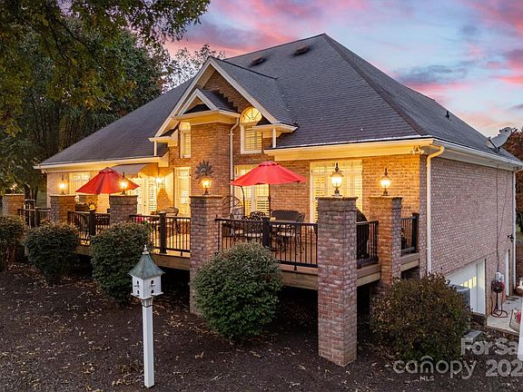 4th image of 5591 Quail Creek Dr