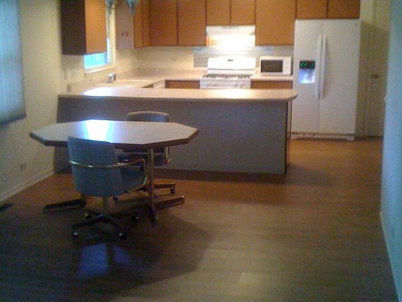 Open Concept Kitch & Fam Rm