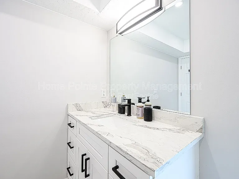 4715 Swordfish St — Photo 23