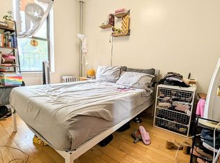32-60 41st St #DG99, Astoria, NY 11103