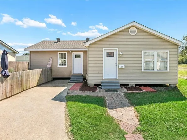 230 Clayton Dr, Norco, LA 70079