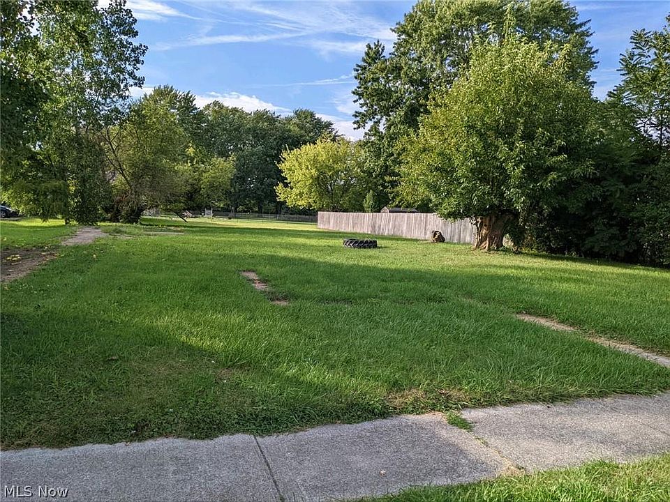1st image of 48 W League St