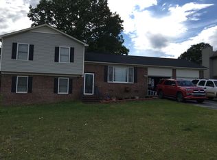 846 Wigwam Dr, Fayetteville, NC 28314