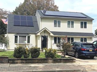 83 Azalea Rd, Levittown, NY 11756