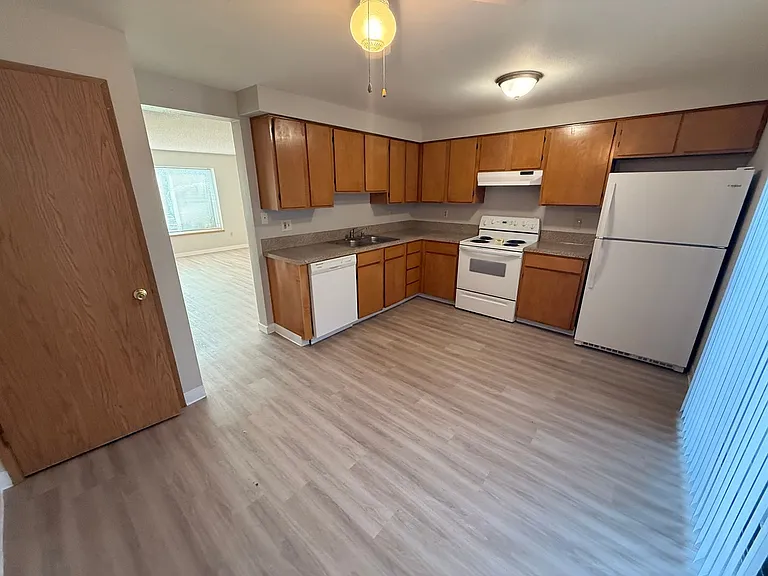 CCH5114--Apple Knoll Townhomes — Photo 6