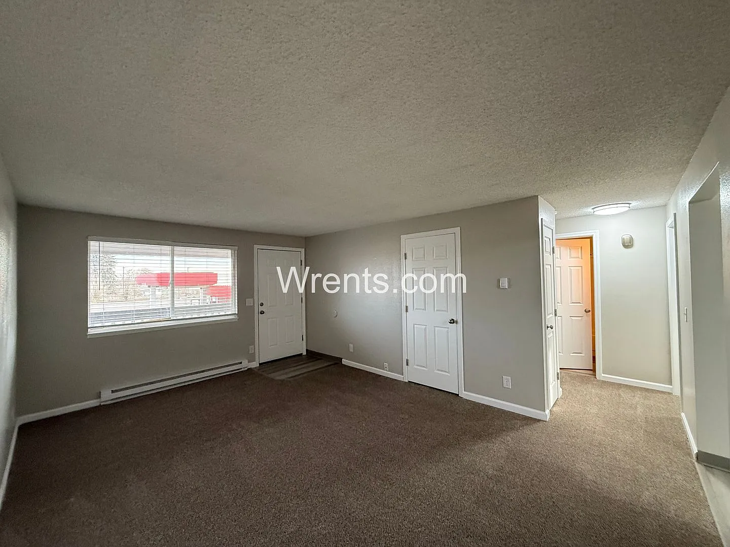 1428 S Lundstrom St — Photo 3