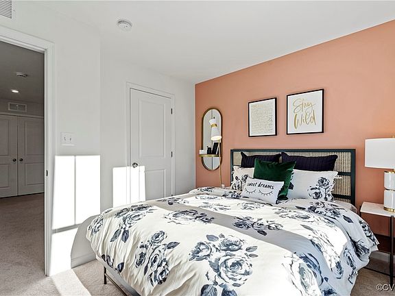 4th image of 330 Rivanna Hill Place Gln