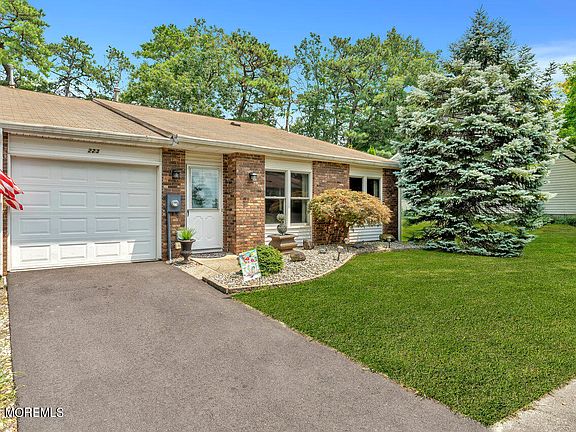 2nd image of 223 Cloverdale Drive