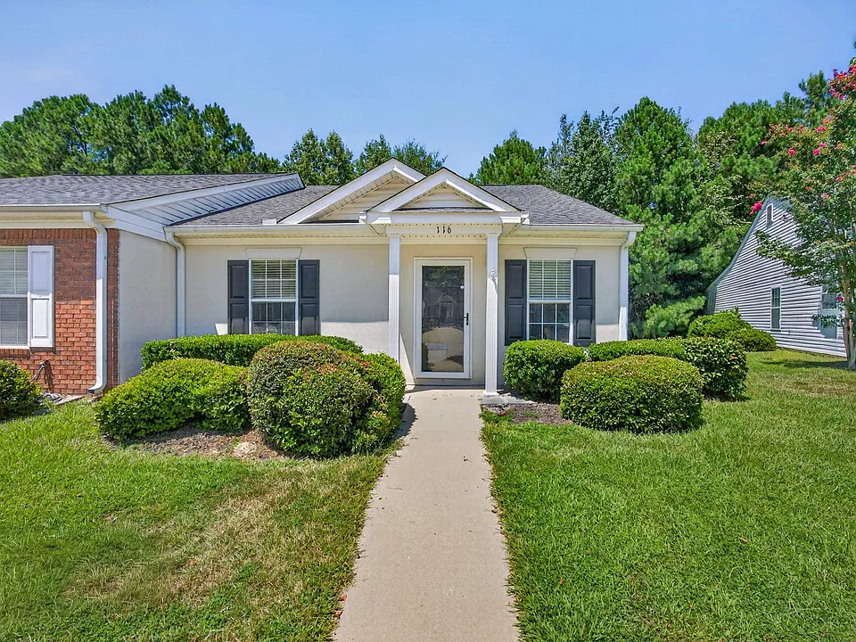 116 Waverly Point Dr