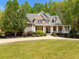 40 Oak Grove Dr, Dallas, GA 30157