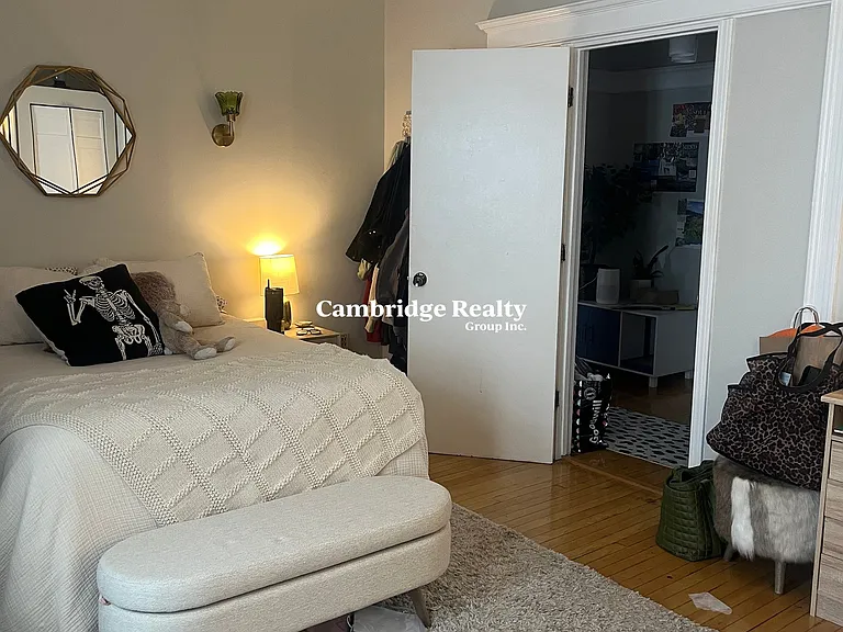 4 Farrington Ave #5T — Photo 16