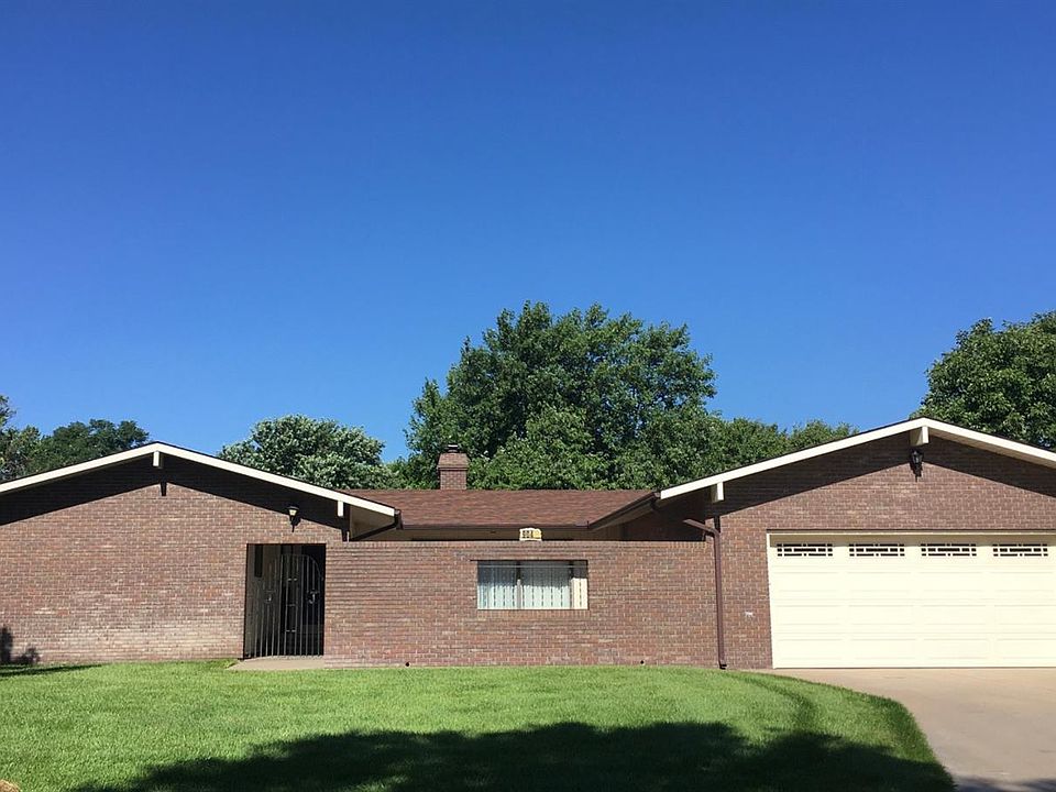 1st image of 904 N Humbolt Ave