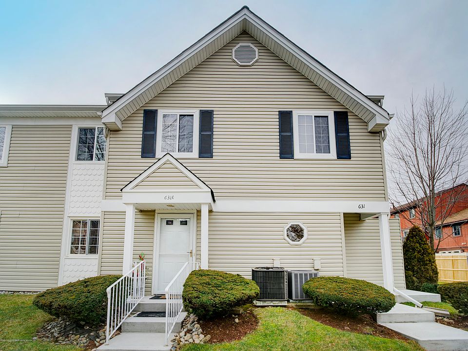 1st image of 631A Correll Ave