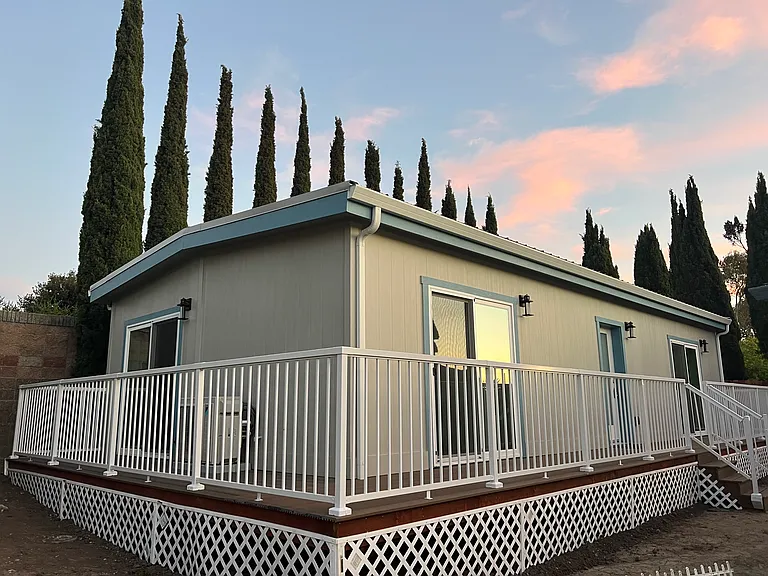 1208 Olive Ave — Photo 9